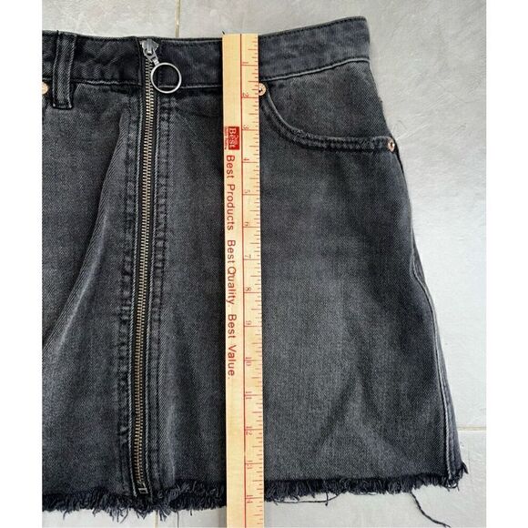 We The Free Black Denim Skirt Size 26 - Picture 6 of 6